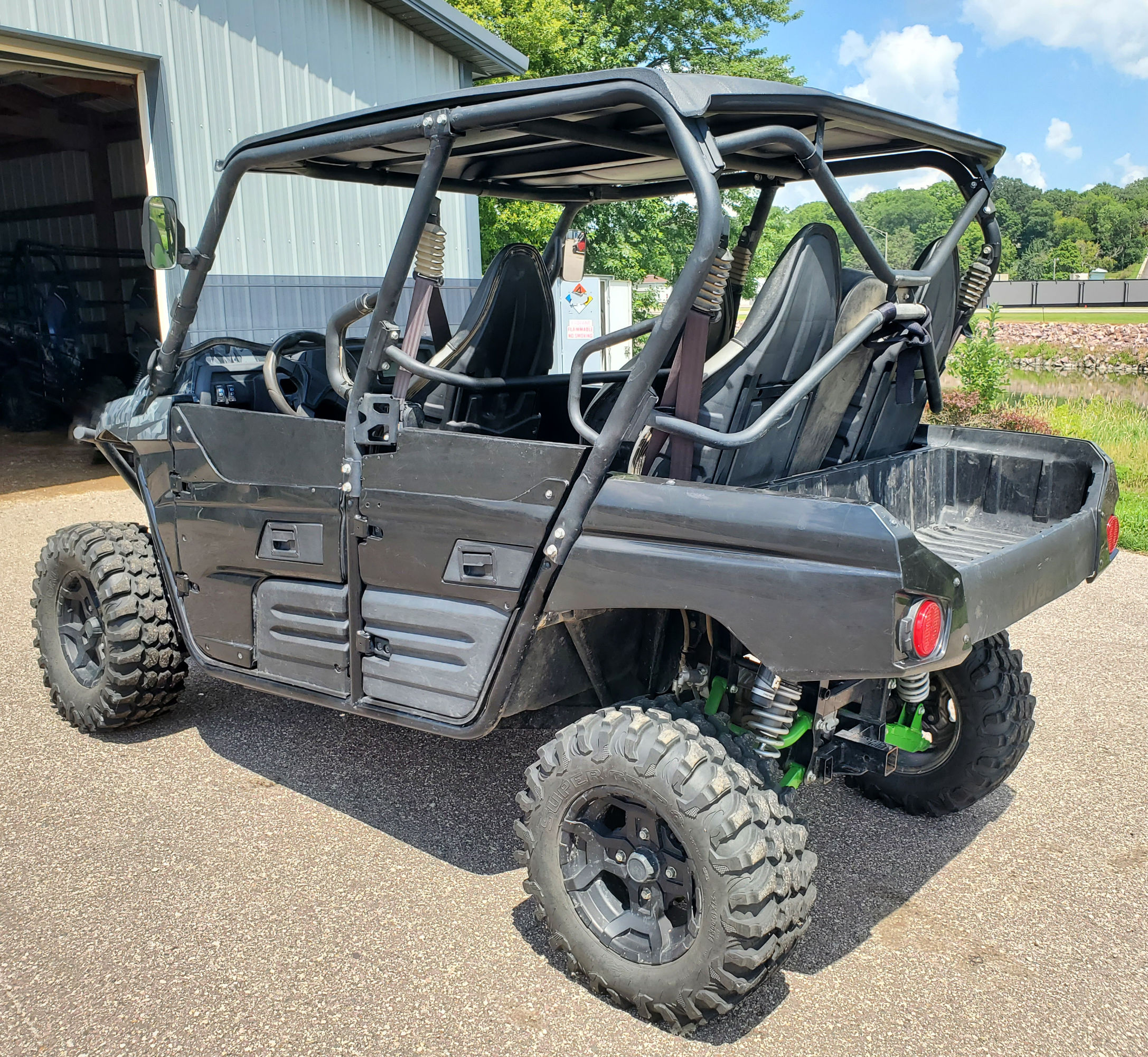 KAW-Teryx4-c
